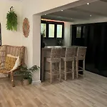 Open Living Family Home In The Winelands