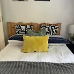 Open Living Family Home In The Winelands
