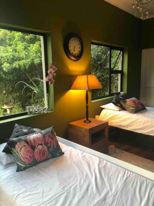 Open Living Family In The Winelands Holiday home Cape Town