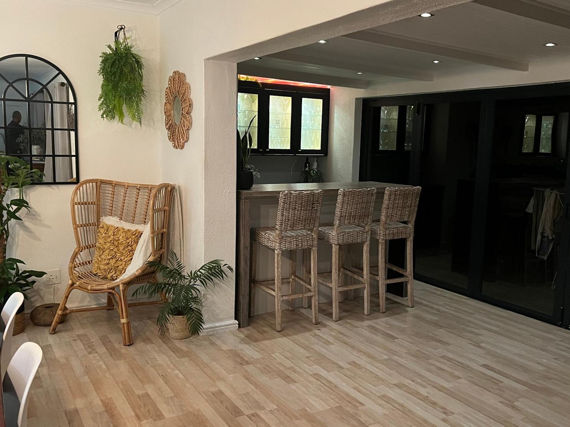 Open Living Family In The Winelands Holiday home Cape Town