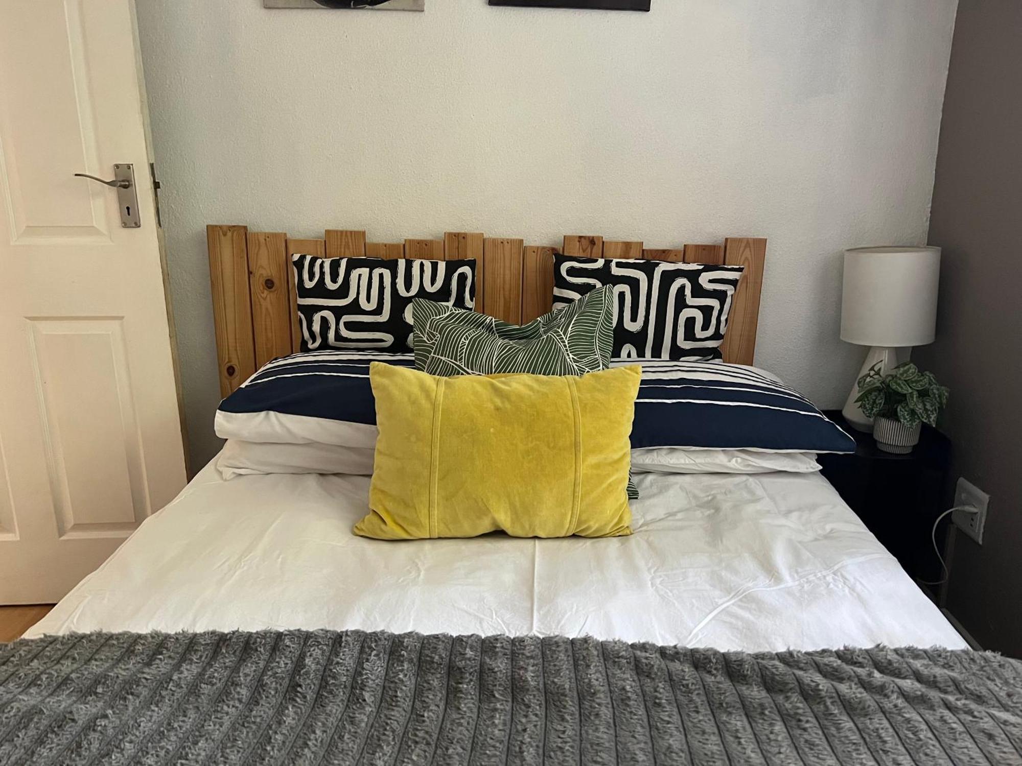 Open Living Family In The Winelands *